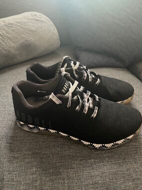 NOBULL Black Knit Training Sneakers with Patterned Soles. Men size 10 Women 11.5